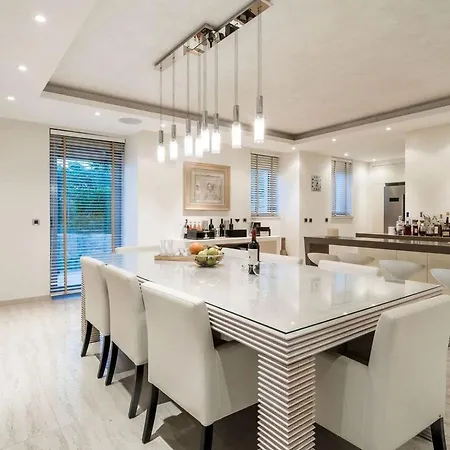Villa An Extraordinary In